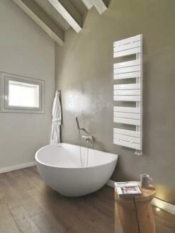 Radiateur Sèche-serviettes Eau Chaude 640W FLAG Lames Droites Blanc - DELTACALOR -ROBINETTERIE HAMMEL Soldes 601512402 2